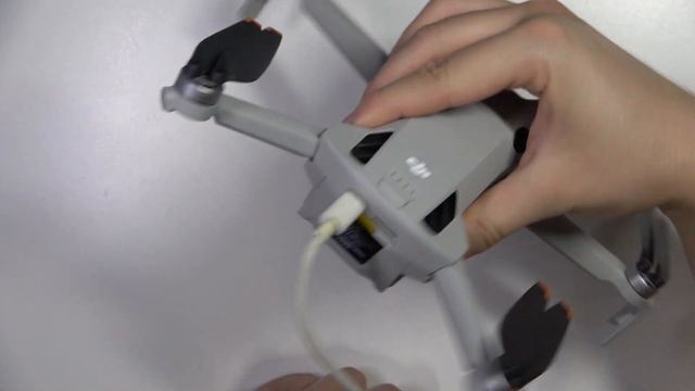 How to Charge DJI Mini 4 Pro?