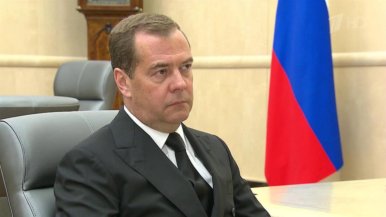 Цифровые технологии обсудил Дмитрий Медведев с главой "Ростелекома" Михаилом Осеевским