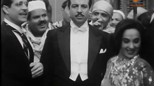 Belly dance by Nabaweya Moustafa in film  "talaak Soad Hanem"