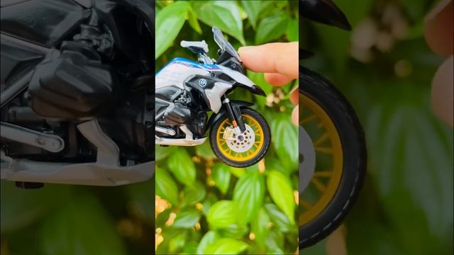 Maisto BMW bike | scale model | miniature #modelcars #scalemodel #kushadatoyworld #toy #unboxingtoy