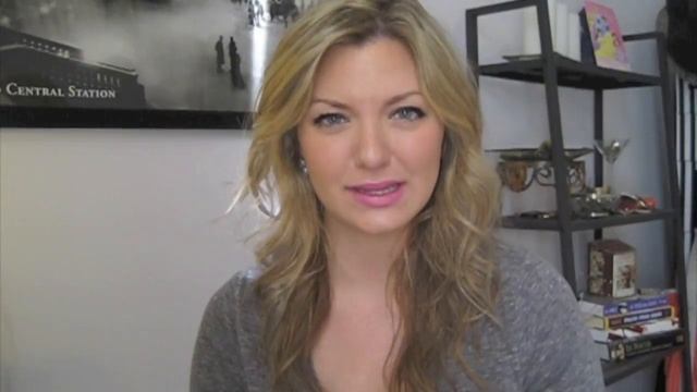 A Review - Neutrogena 3 in 1 Concealer смотреть онлайн