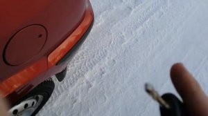 Ford fusion замёрз люк бензобака ??????