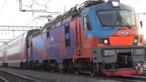 ЭП20-001 в старой оригинальной окраске