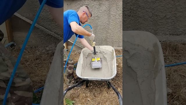 enduit avec pistolet à crepir pneumatique (pose du gobetis)