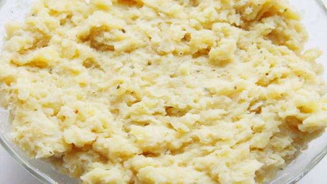 Картофельные зразы с яйцом, сыром и зеленью