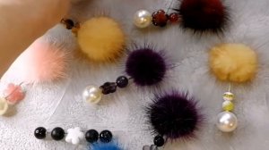 Распродажа брошей из натуральных камней и меха норки