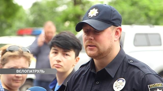 Патрульные пересели на велосипеды и колесят по Трассе Здоровья смотреть онлайн