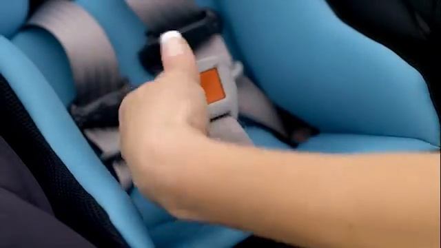 Chicco KeyFit 30 Zip Infant Car Seat - Removing the Fabrics смотреть онлайн