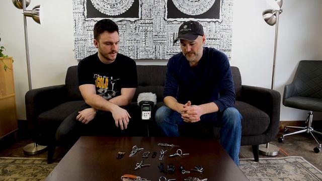 KeyChain Multi-Tools | Gear Up! (Ep.9) | EDC Gear Review смотреть онлайн