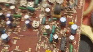 Есть ли дорогие радиодетали СССР в магнитофоне Весна 309? Разбор и небольшой обзор.