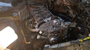 13) Сборка крышки ГРМ и клапанной м111 мотора, Mercedes-Benz W124.