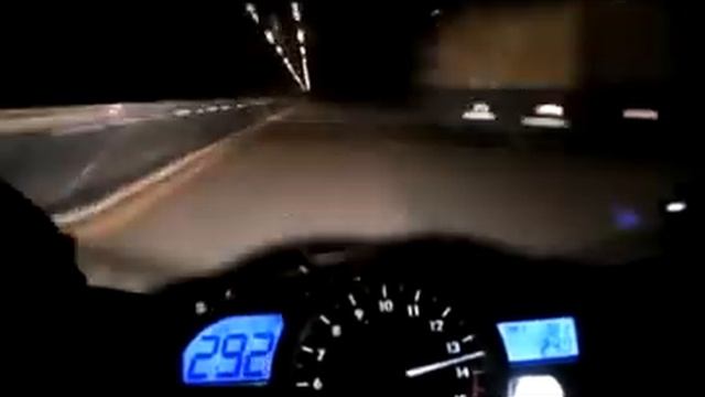 Yamaha YZF R1 ⚡,The weekend - Blinding lights ?? смотреть онлайн