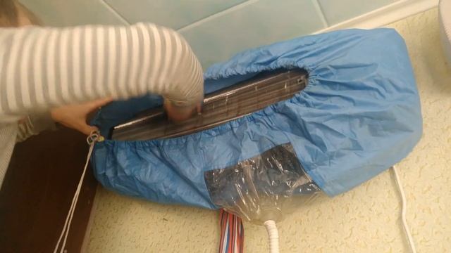 Чистка внутреннего блока сплит-системы с помощью сервисного пакета смотреть онлайн