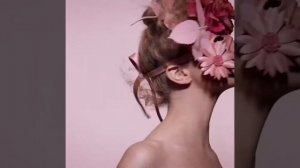 Commercial "Реклама" Viktor & Rolf Flowerbomb for women