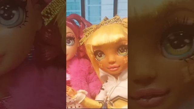 Смешное видео/Куклы Рейнбоу Хай
