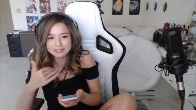 pokimane showed off her big trunk again  not to fap again 18+