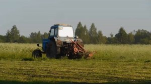 РАБОТА МТЗ 80 в ПОЛЕ с КРН 2.1Б, СЕНОКОС!