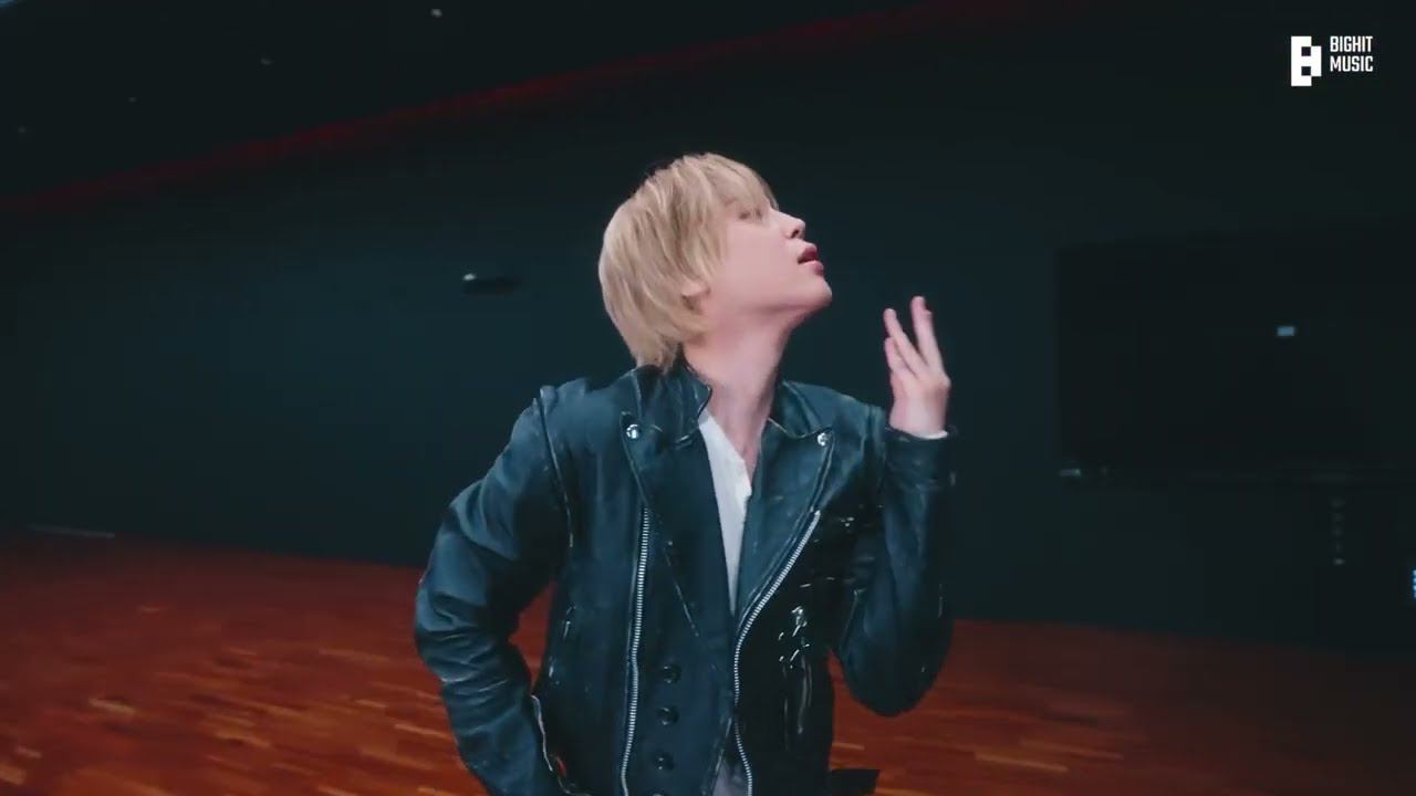 CHOREOGRAPHY] 지민 (Jimin) ‘Who’ Dance Practice
