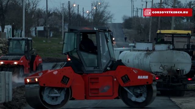 В Керчи заканчивается масштабный ремонт одной из наиболее проблемных дорог в поселок Маяк смотреть онлайн