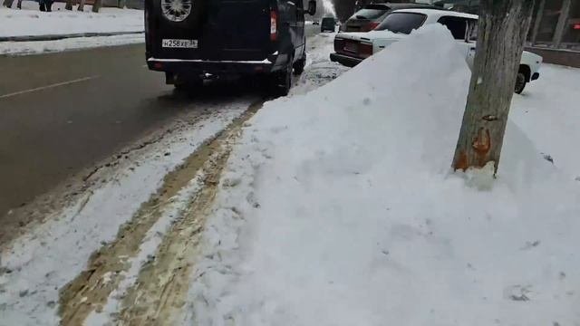 Захват парковки возле магазина в Воронеже