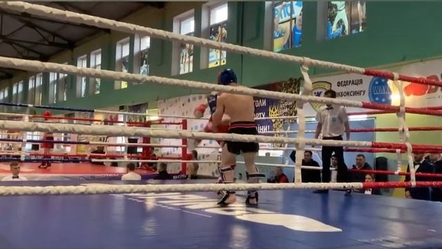 Фінальний бій. Чемпіонат України з  кікбоксингу смотреть онлайн