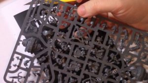 Unboxing Adeptus Titanicus Cerastus Knights