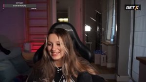 КАЯ и ПАРАДЕЕВИЧ про НОВЫЙ ГОД, СЫРОЕДНИЧЕСТВО и СИНГАПУР