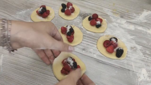 Летние вареники с ягодами. Готовлю по этому рецепту для своих детей смотреть онлайн