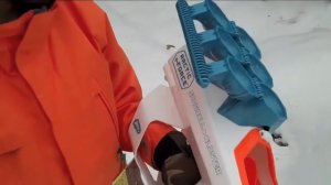 Снегомет Бластер игрушка стреляющий снежками.