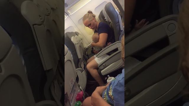 Пособие для будущих мам. Как правильно качать ребёнка смотреть онлайн