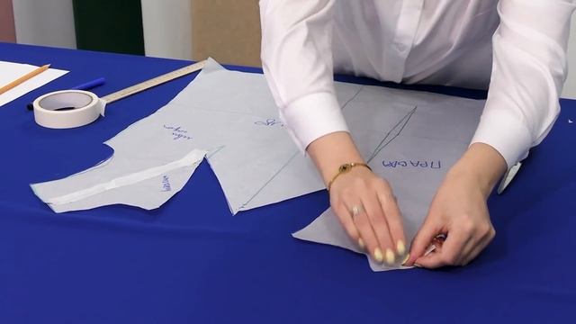 Как сшить блузу из крепдешина с изящной драпировкой и бантом. Часть 1. Моделирование от основы