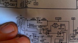 Вертикальная полоса на экране. Ремонт телевизора Рубин. Курсы телемастеров.