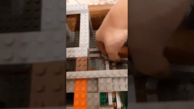 этап сборки лего Майнкрафт горная пещера смотреть онлайн