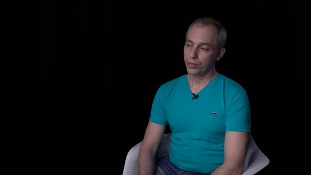 Йога тренер Алексей Сатаров