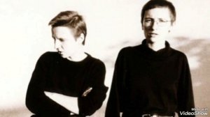 ...неторопливая любовь... Ночн. снайперы...