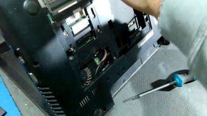 Ноутбук Lenovo v580c выключается в работе, не включается.