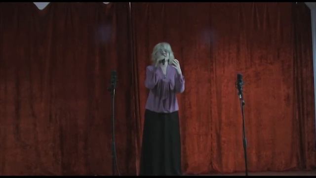 Л.Иванова - Любовь волною накатила смотреть онлайн