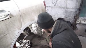 Как прокачать тормоза на Subaru