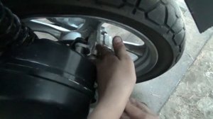 Ремонт заднего тормоза на скутере Racer Dragon RC150T-11.