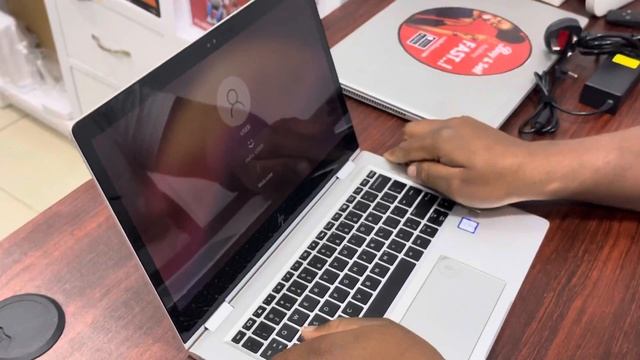 HP EliteBook x360 1030 g2 Unboxing, Review and Specifications смотреть онлайн