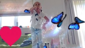 Потанцуем? Песня Барби???