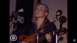 Галина Хомчик «Так случилось мужчины ушли» (ст. и муз. В. Высоцкого). Грушинский фестиваль 1987.