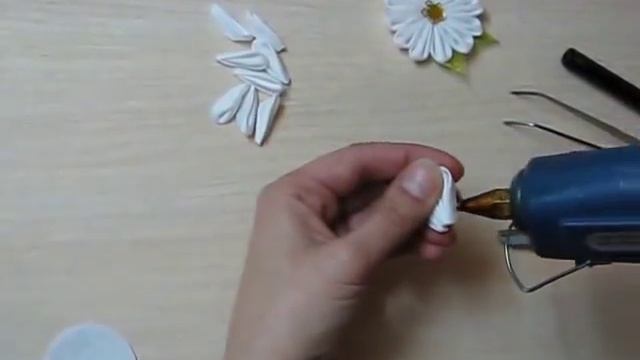Резинка на гульку (пучок) канзаши