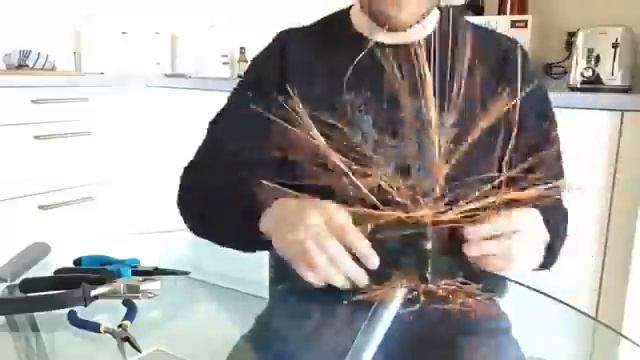 Делая детальный Проволока дерево, промежуток времени смотреть онлайн