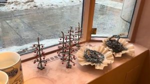 Невероятно красивый Флористический магазин в Стокгольме готовится к Рождеству под падающий снег ??