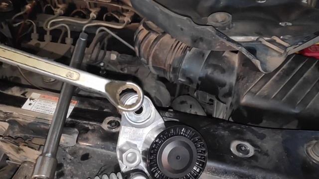 Дизельный NA-замена натяжителя ремня смотреть онлайн