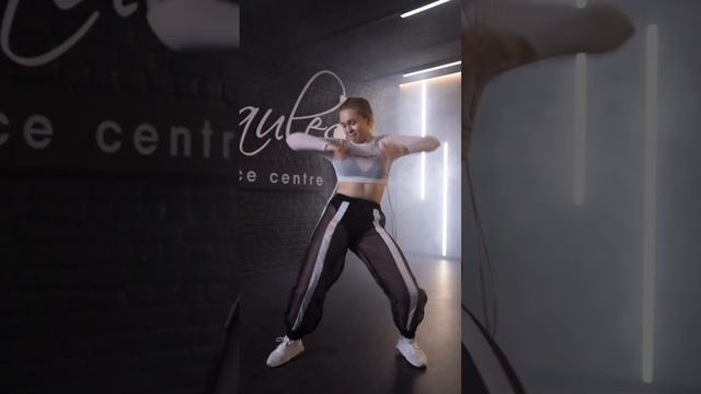 Dancehall — Fraules Dance Centre — Маша Коротких