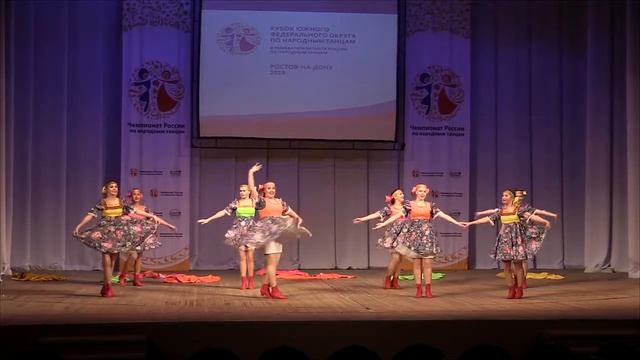 "Русская плясовая". Образцовый ансамбль народного танца "Черноморочки" смотреть онлайн