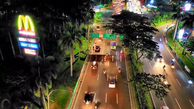 Музыка с видео красивым город мира смотреть онлайн