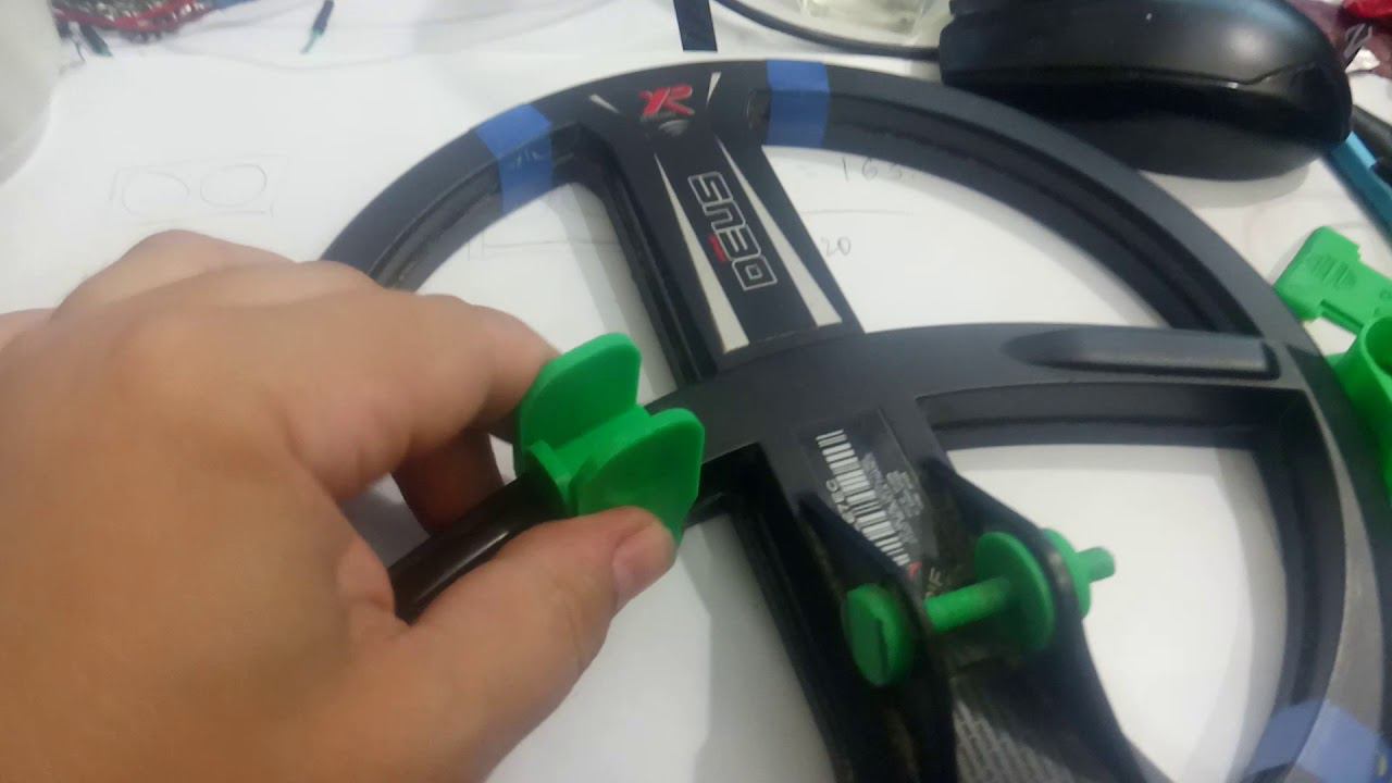 Металлоискатель xp orx (катушка x35 22,5 см, блок). Зарядка деуса. Xp deus 1. Прищепка хр деус. Что в комплекте xp orx.